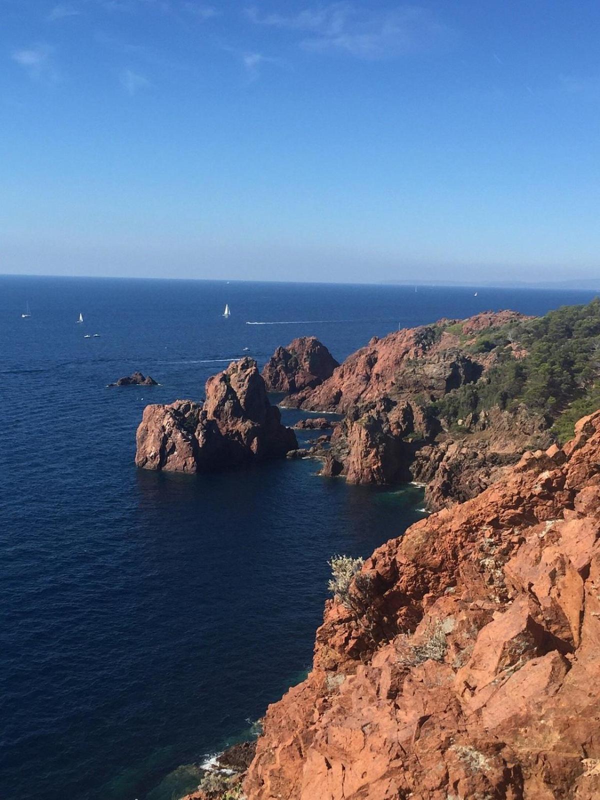 Village Cap Esterel, Piscine, Plage Saint-Raphaël Extérieur photo