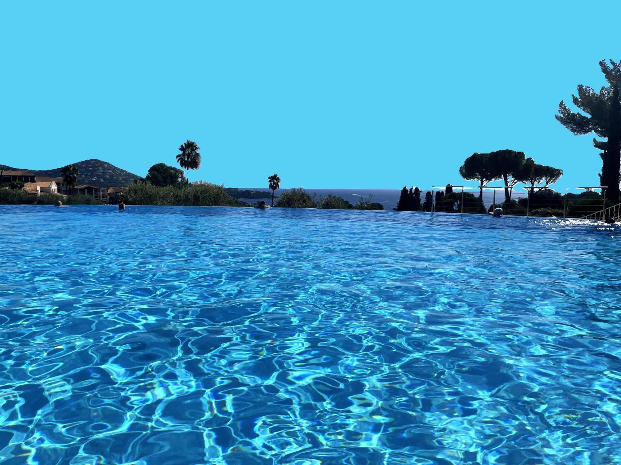 Village Cap Esterel, Piscine, Plage Saint-Raphaël Extérieur photo